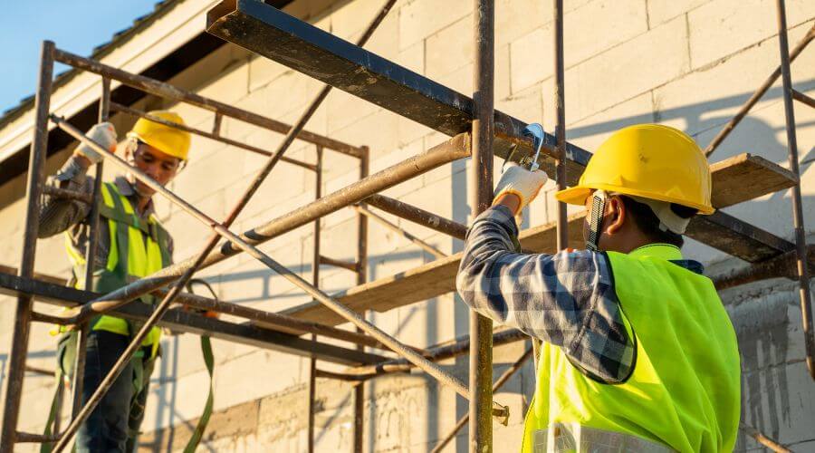 Professional residential roofers in Algonac, MI